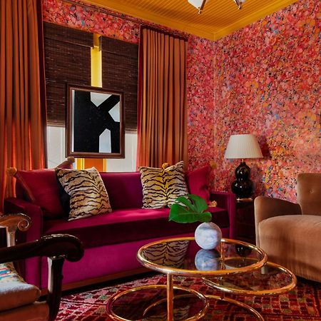 The Menagerie Bed & Breakfast Фредериксбург Екстериор снимка
