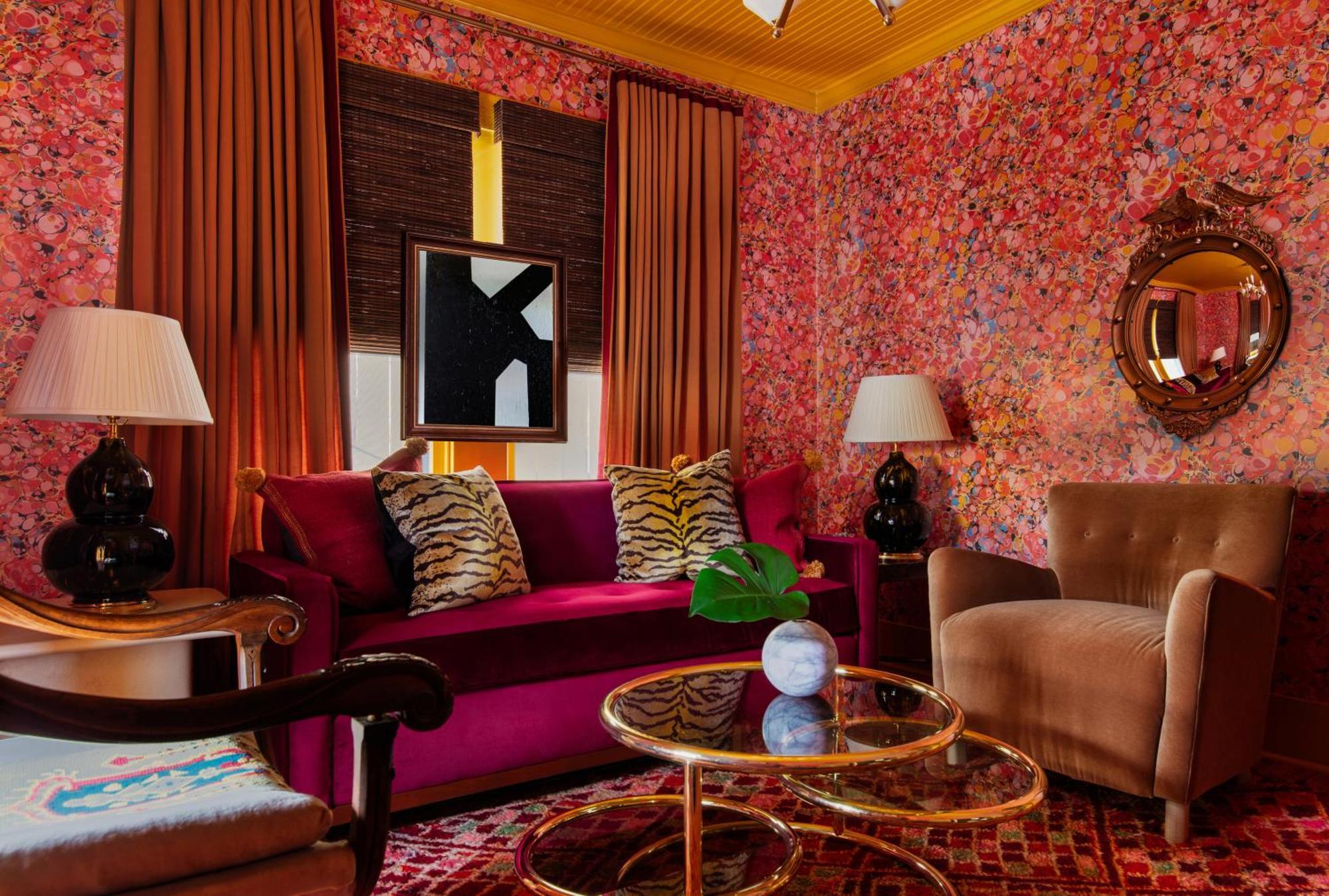 The Menagerie Bed & Breakfast Фредериксбург Екстериор снимка