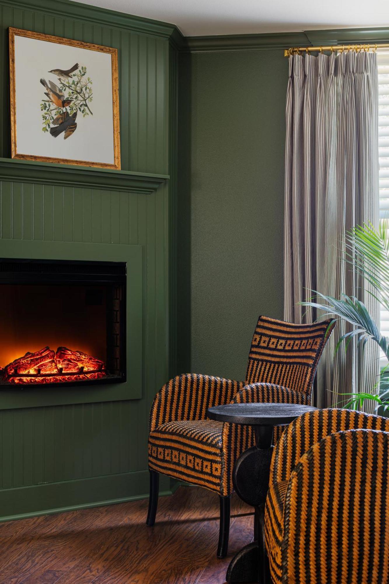 The Menagerie Bed & Breakfast Фредериксбург Екстериор снимка